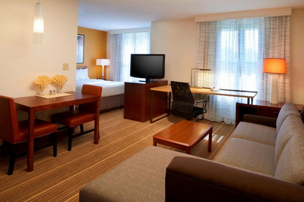Sonesta ES Suites Chicago Waukegan Gurnee